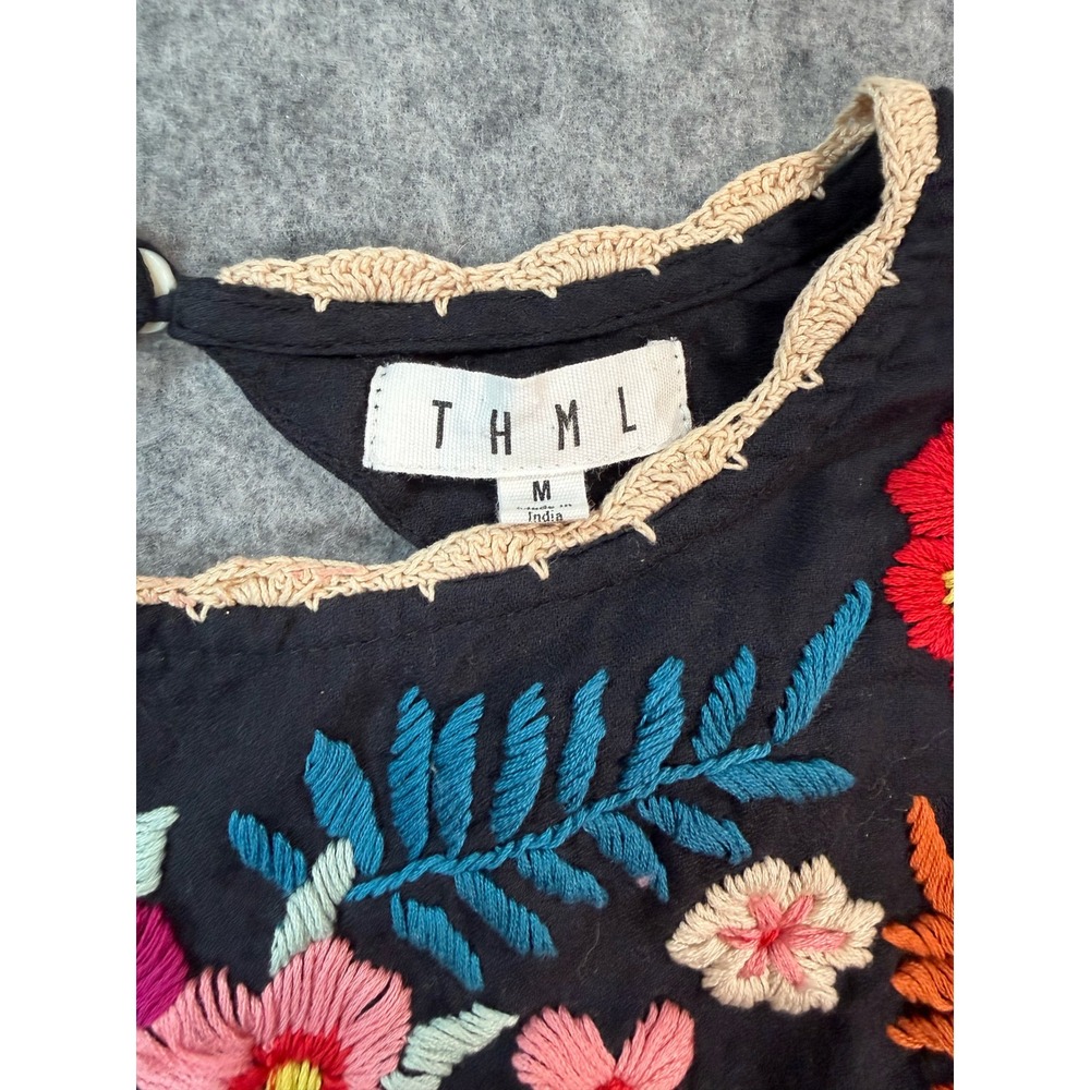 THML Womens Boho Whimsy Embroidered Cotton Ruffle Top Black Floral M - Picture 2 of 7